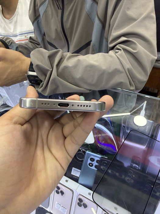 Iphone 15 pro titanium rang