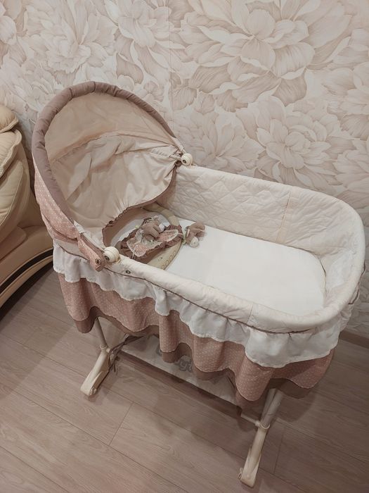 Кроватка детская