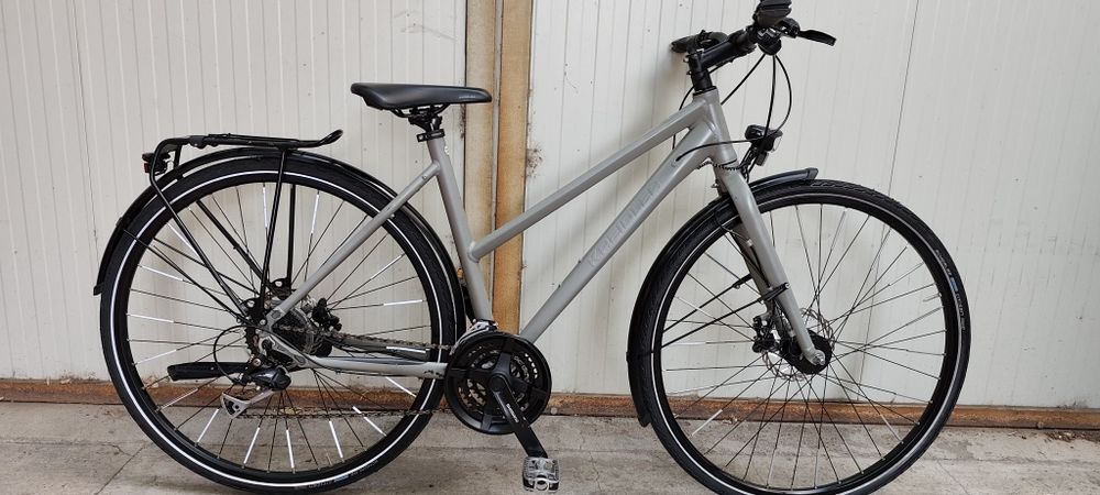 Дамски велосипед