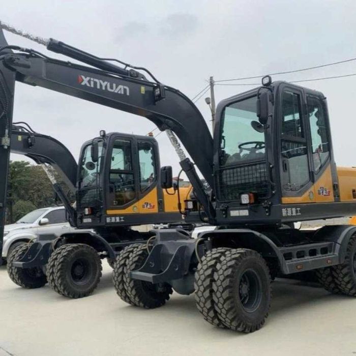 Экскаватор XINYUAN  B75S