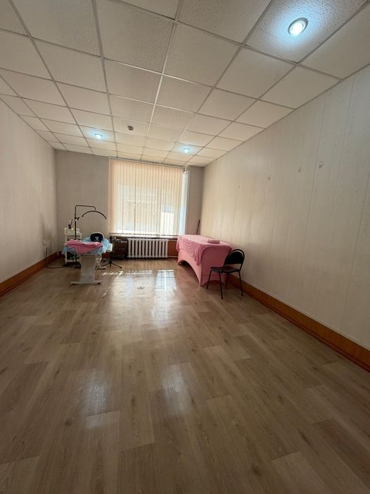 Субаренда для бьюти-мастера (ул. Лермонтова, 26) — 35 000 тг