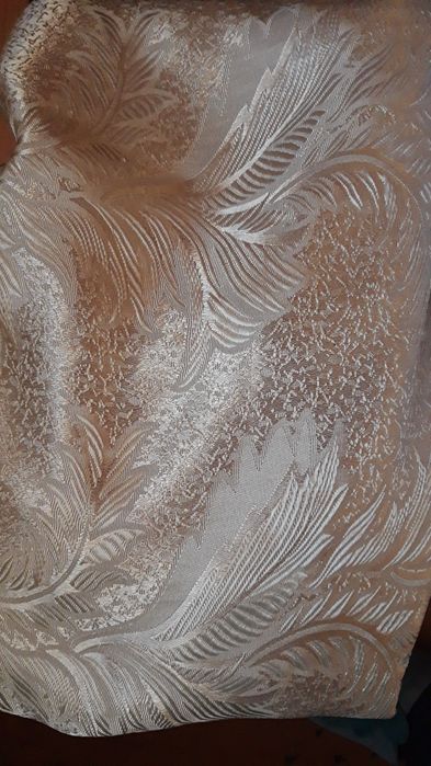 Продам новые шторы 5 метров