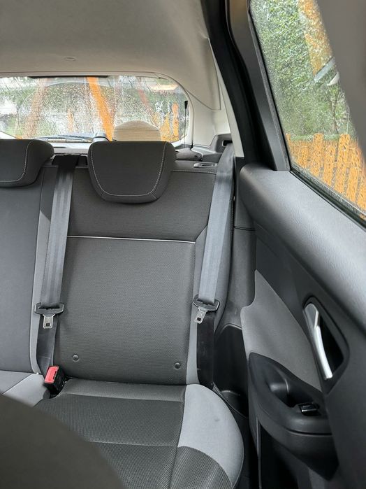 FORD Aspire 2013 — imagine 4
