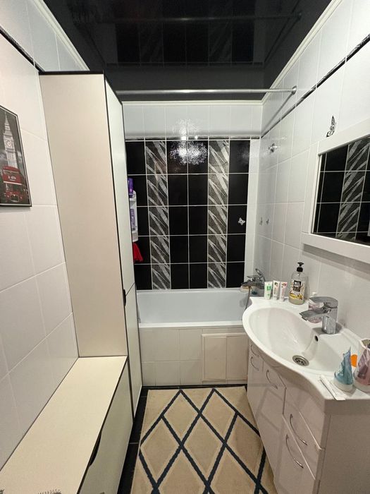 Продам 2 ком район Сити Молла