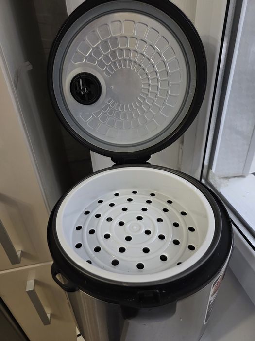 Мультиварка ZEPTER в хорошем состоянии