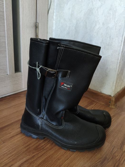 Сапоги зимние продам