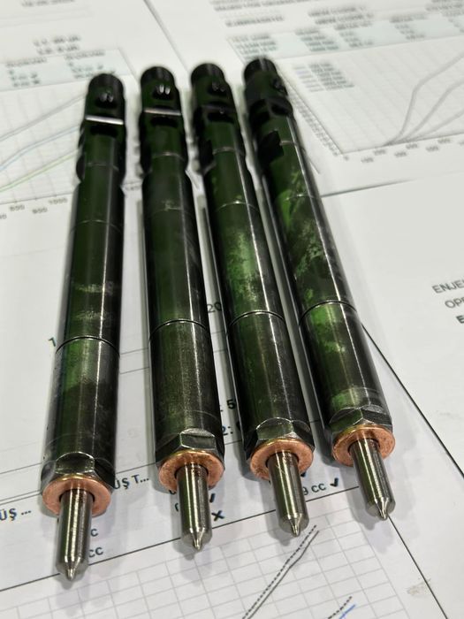 DELPHI / ДЕЛФИ дюзи за Мерцедес OM646 CDI