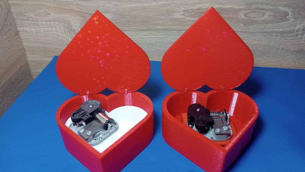 Музыкальная шкатулка. Подарок девушке. День рождения. Девушка. Любовь.