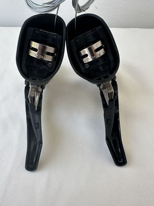 Shimano Ultegra st-6700/03-шосейни команди 2/3x10 speed