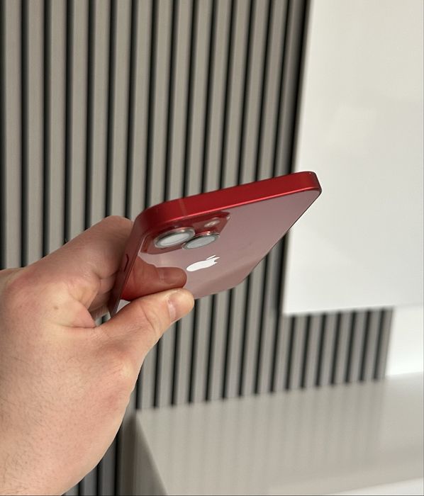 iPhone 13 Roșu 128 GB