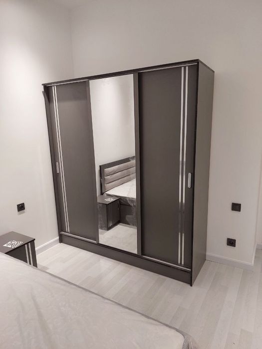 Shkaf sotiladi dastafka ustanovka bepul