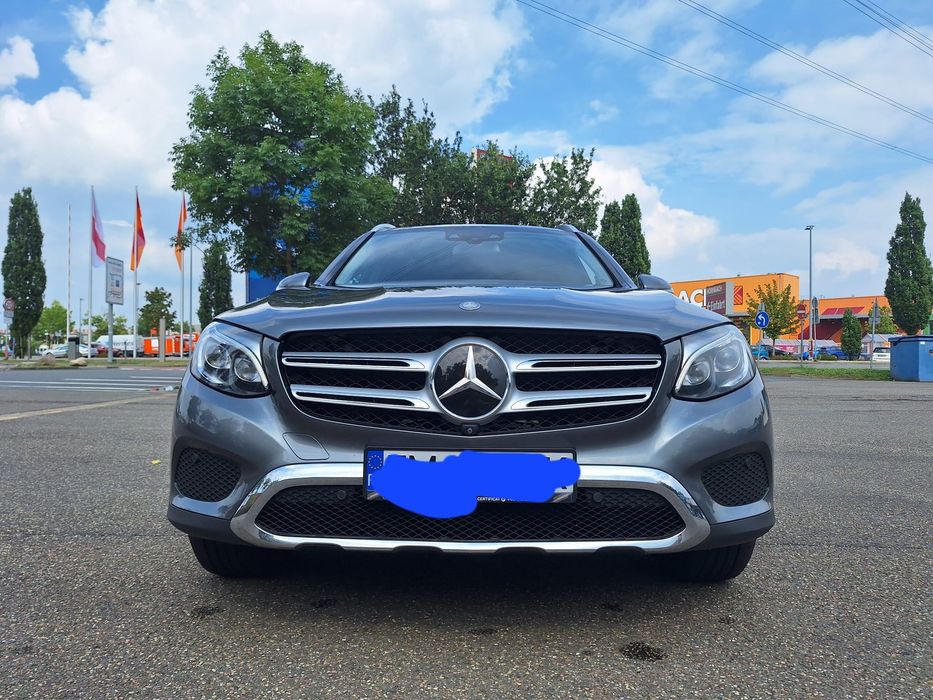 MERCEDES-BENZ GLC