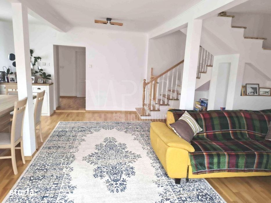 Apartament 4 camere de vanzare in Baciu