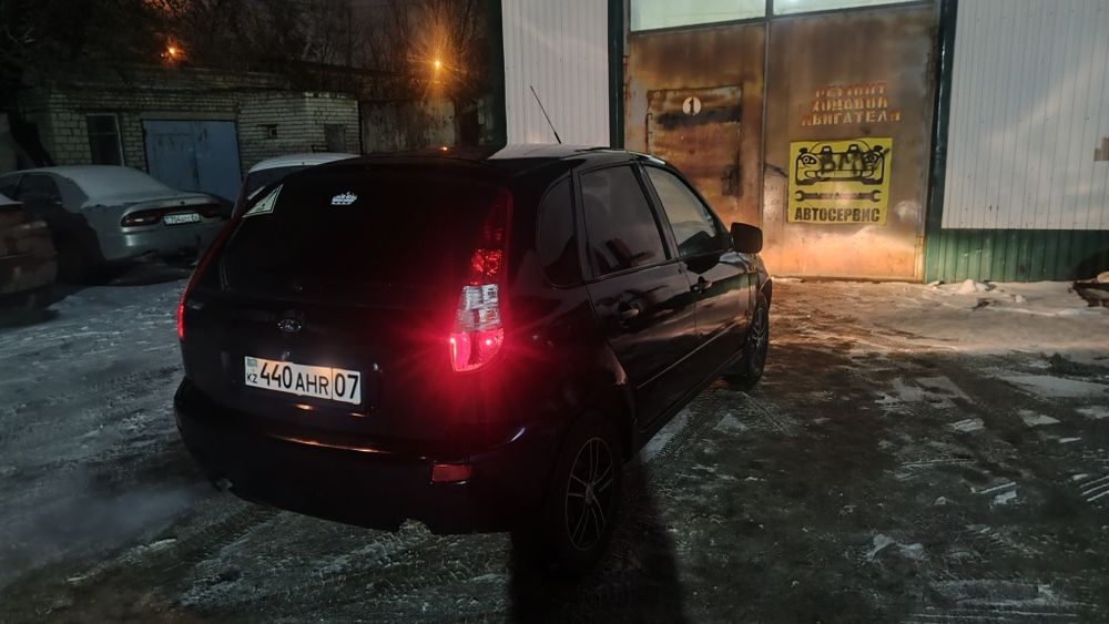 Продам ваз лада калина 2011гв.в хорошем состоянии.двигатель газ бензин