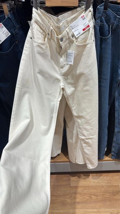 Продам джинсы Uniqlo