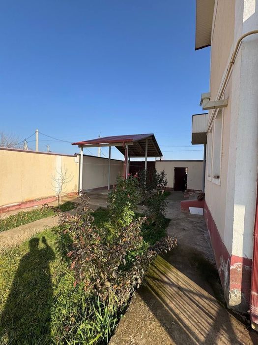 4 хонали 6 сотих ХОВЛИ сотилади