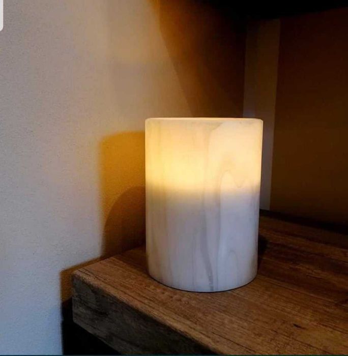 ЛЕД свещ с три фитила,обвита с парафин