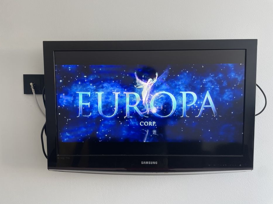 ЖК телевизор Samsung