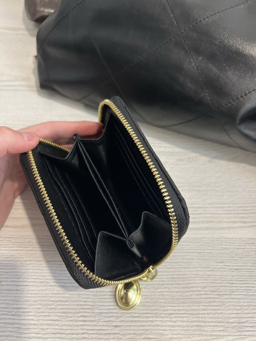Продам новый кошелек Dior