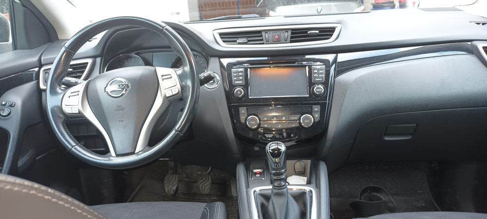 Nissan qashqai j11