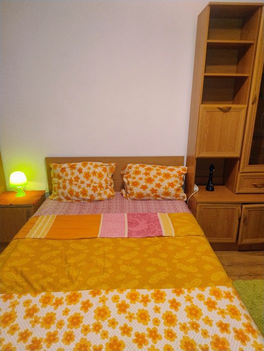 Închiriez garsonieră Mărasti