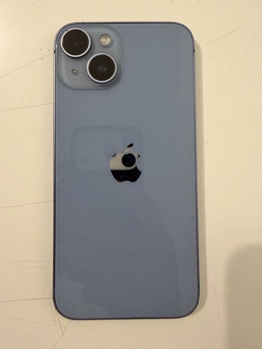 Продам Iphone 14