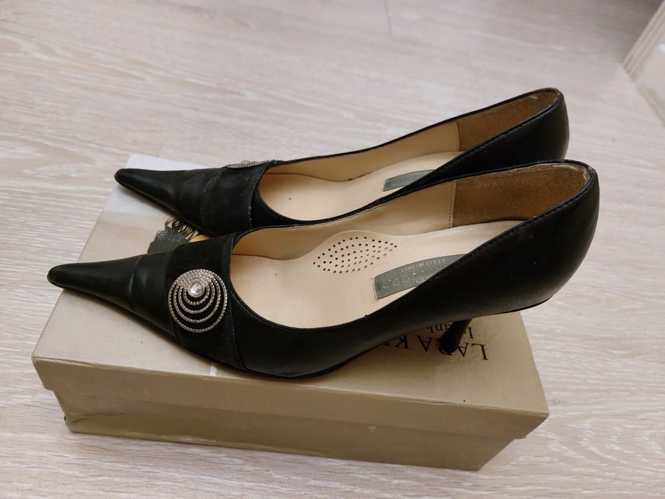 Женская обувь, туфли