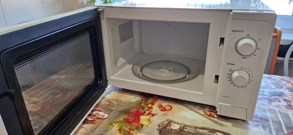 Микроволновая печь