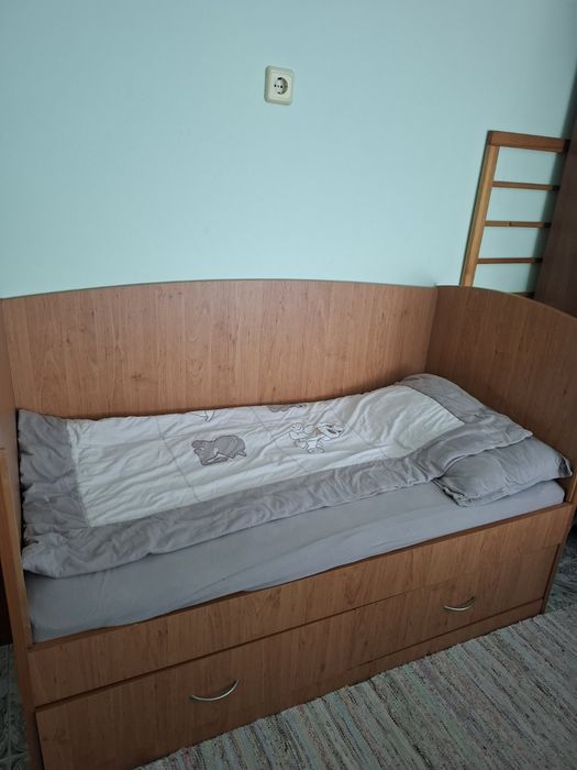 Детска дървена кошара