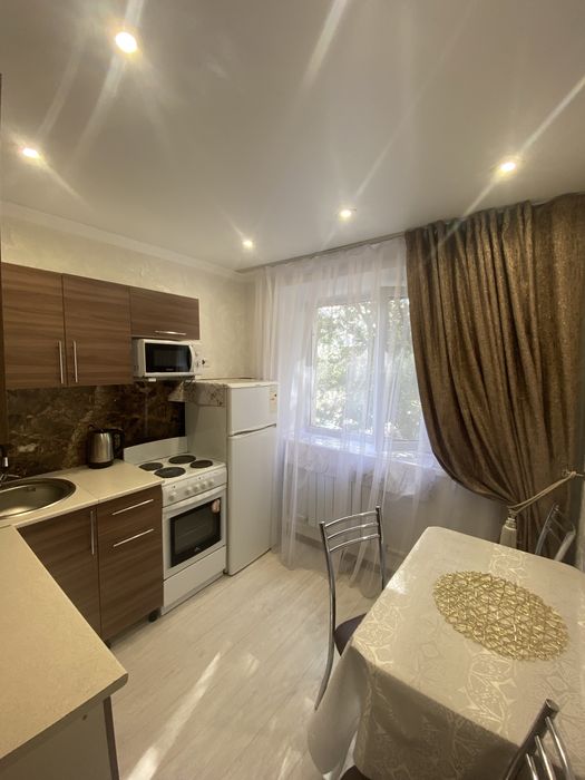 Сдается посуточно квартира . Пришахтинск.