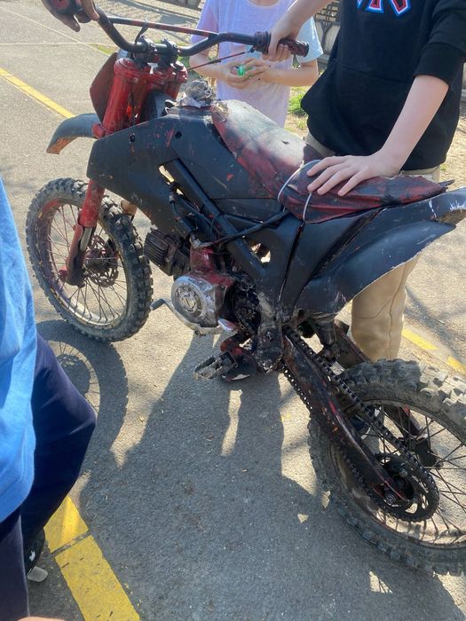 Vand sau schimb cross de 125cc