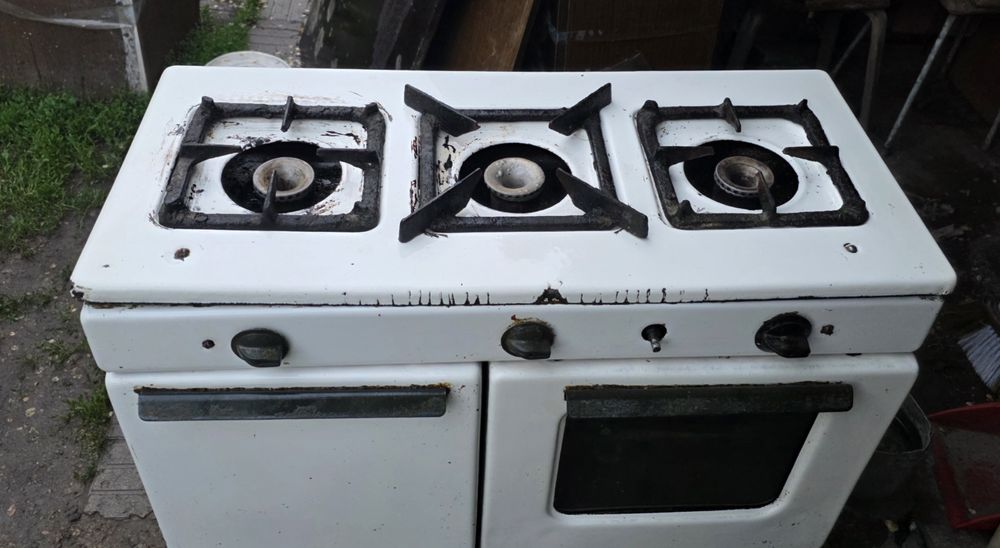 Продам плиту газовую