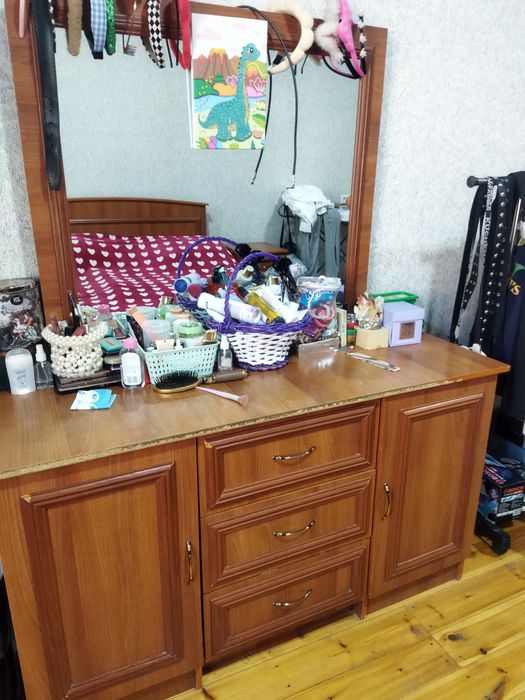 Спальный гарнитур в хорошем состоянии