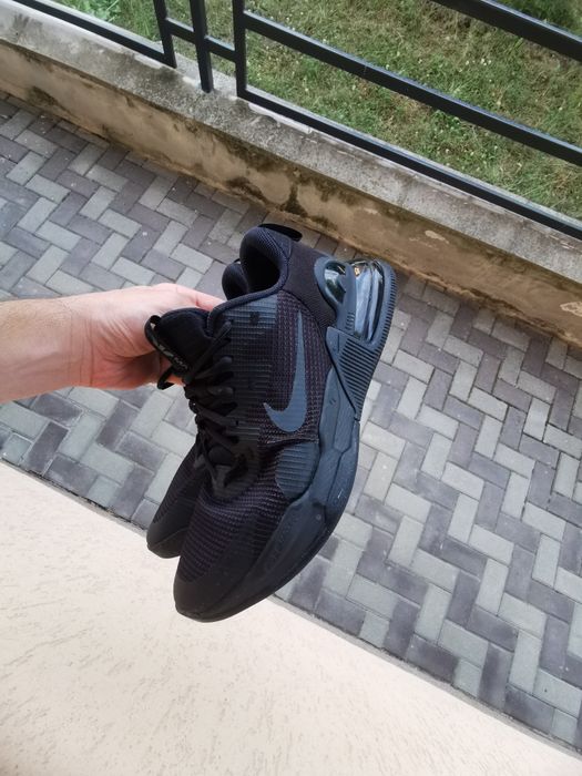 Adidași Nike de vânzare