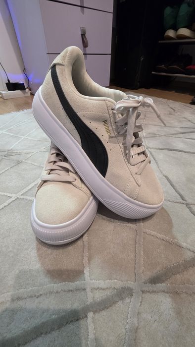 Pantofi sport Puma - marimea 39 NOU