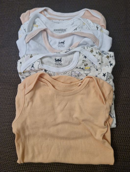 лот бебешки бодита 74-80