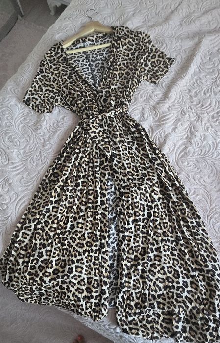 Дамски рокли много запазени