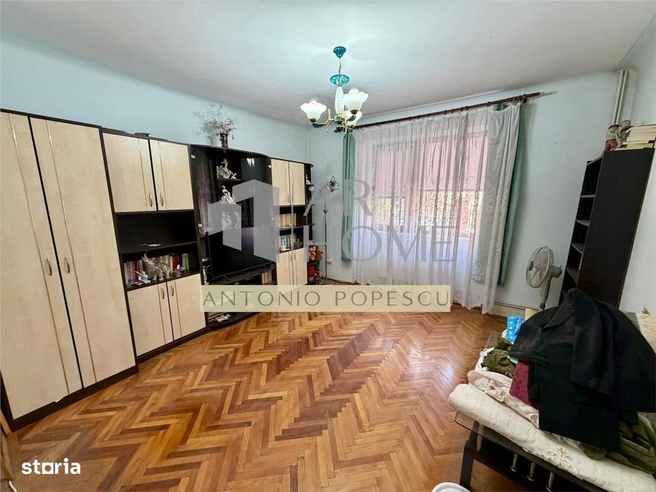 Casa P+1E, in Ploiesti, ultracentral.