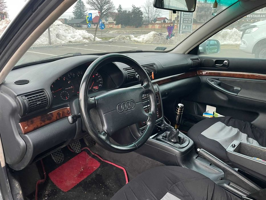 AUDI A4 0 — imagine 3