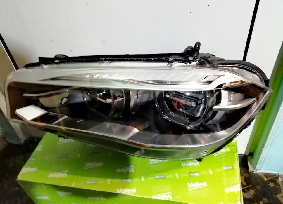 Фар Фарове БМВ BMW E63 Е84 F36 Е92 F39 G05 G15 G20 G01 G07 G11 G30 i3.