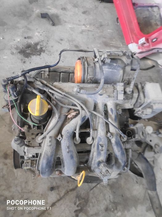 Двигател Renault Twingo 1.2 8V / Рено Туинго 1.2 8В 2009г. код: D7F