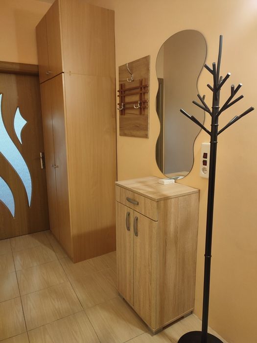 Довам под наем едностайно жилище