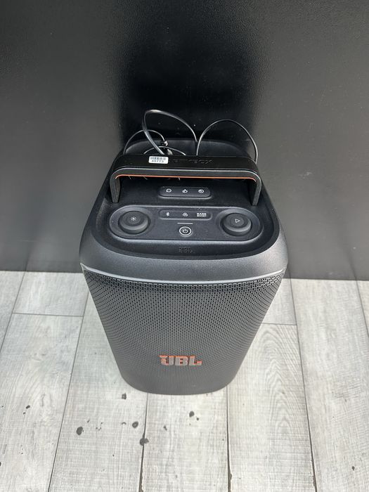 NDP Amanet NON-STOP Calea Vitan Nr. 121 Boxa JBL Club 120 (45773)