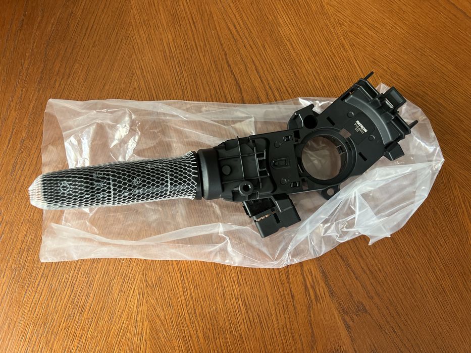 Подрулевой переключатель новый