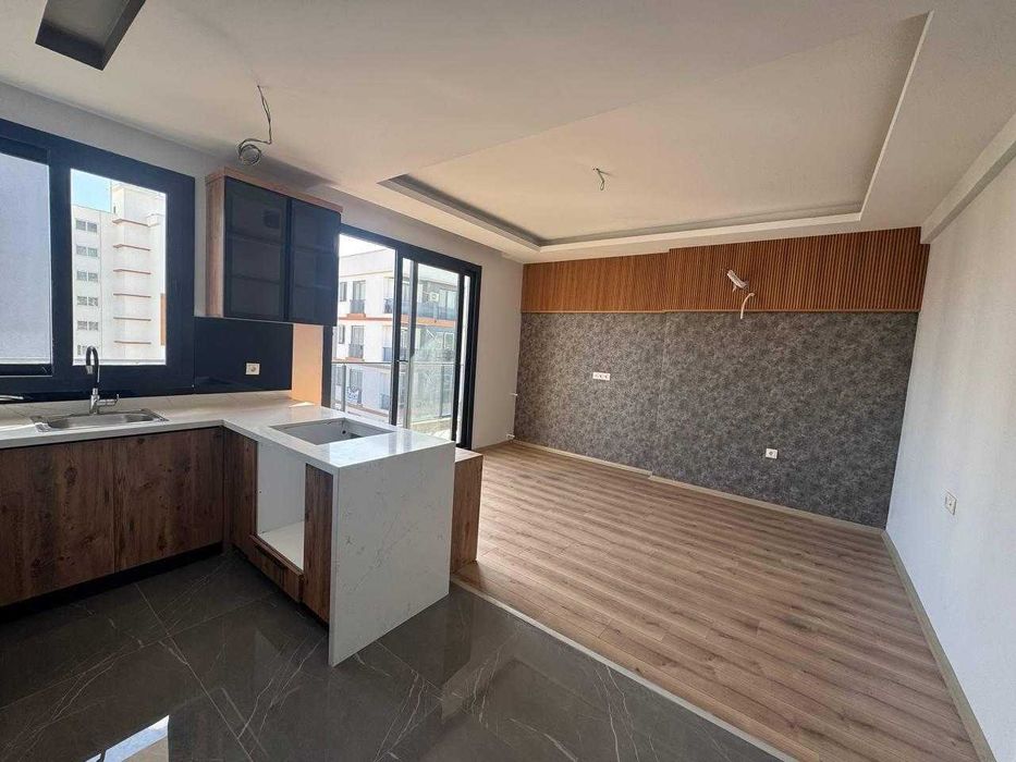 • Готов за нанасяне апартамент 1+1 • Паркинг • Басейн • Мерсин, Турция