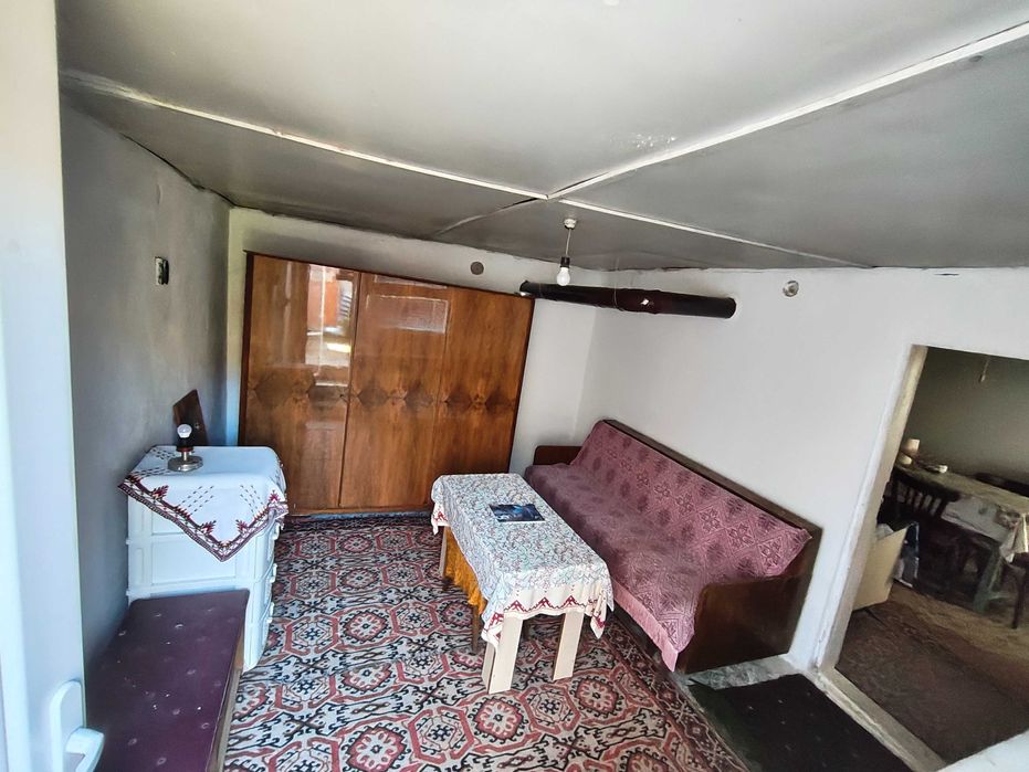 Двуетажна къща - Васил Левски