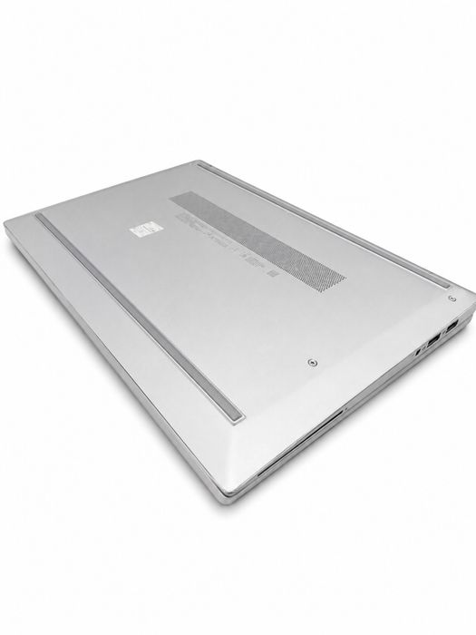 HP EliteBook 830 G8 – i7 Gen 11, 16GB RAM, 512GB SSD