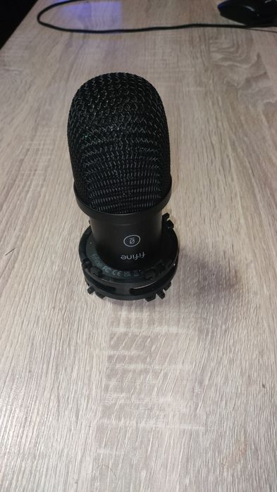 Microfon Fifine functional