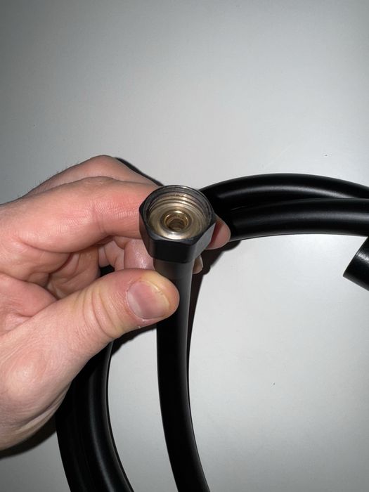 Furtun dus negru 2 m nou