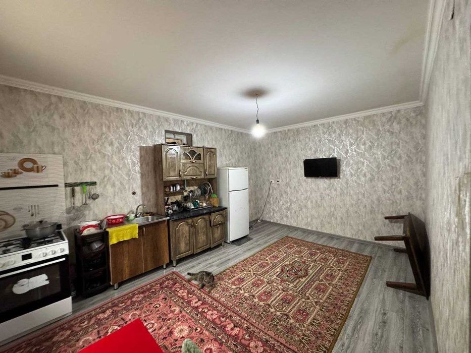 Продаю свою дом 5.сотох+1сотох  в Авангарде,в Уртачирчике ,5 ком,